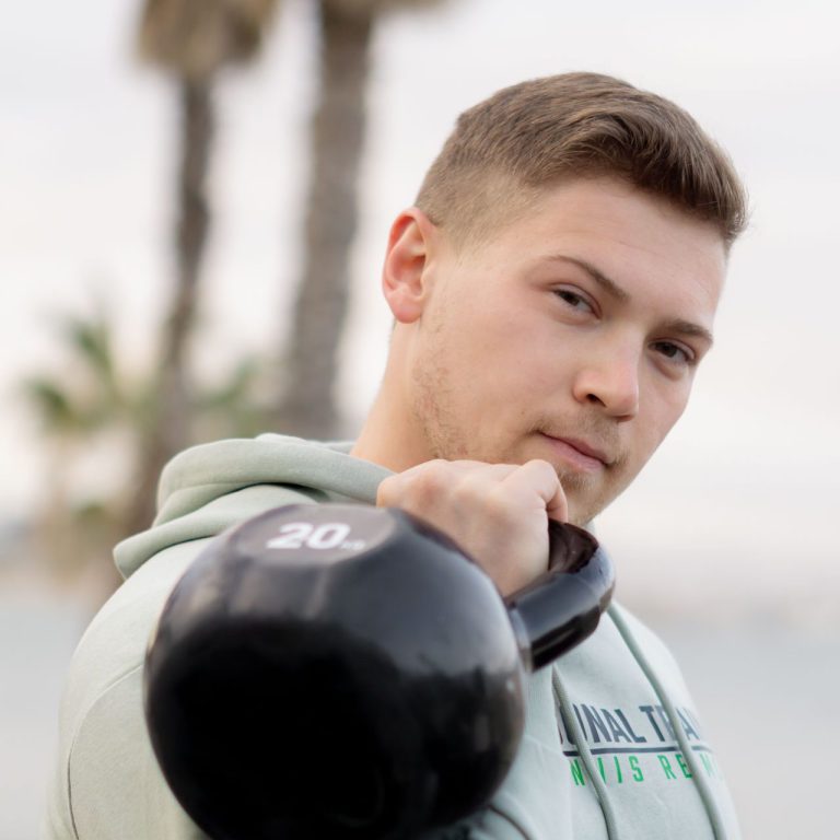 Portrait Mann Kettleball